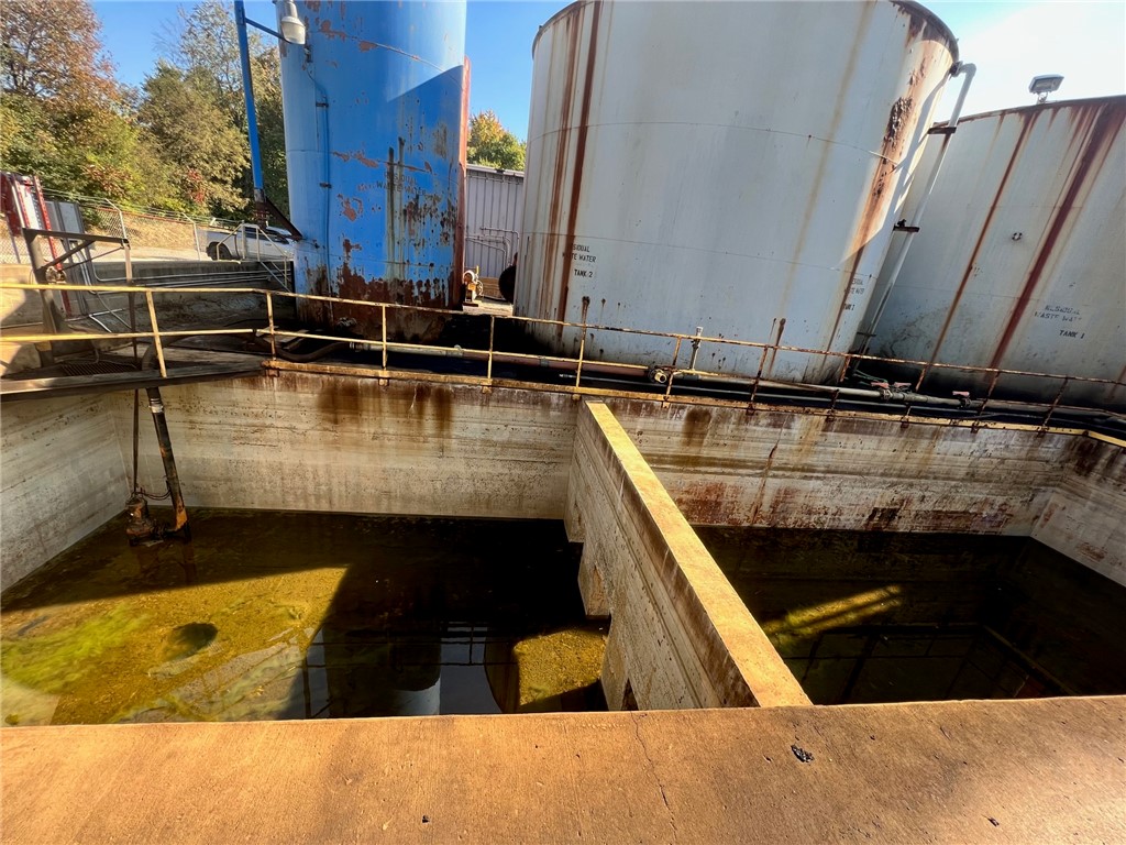 Burrel/Blacklick, Pennsylvania 15750, United States, ,Commercial,Active,247093