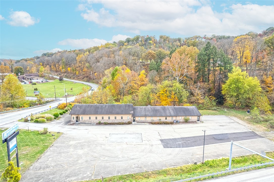 Lower Burrell, Pennsylvania 15068, United States, ,Residential,Active,242058