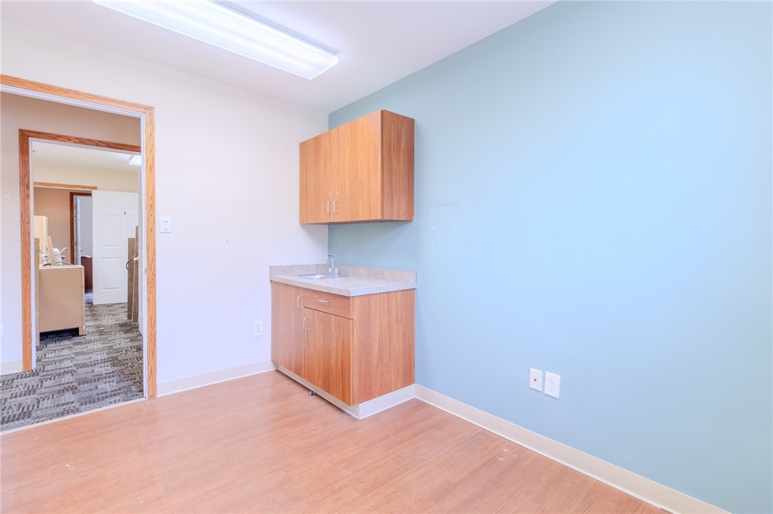 Lower Burrell, Pennsylvania 15068, United States, ,Residential,Active,242058