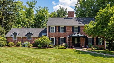 Photo of 150 Maple Dr, Wexford, PA 15090 (MLS # 1740454)