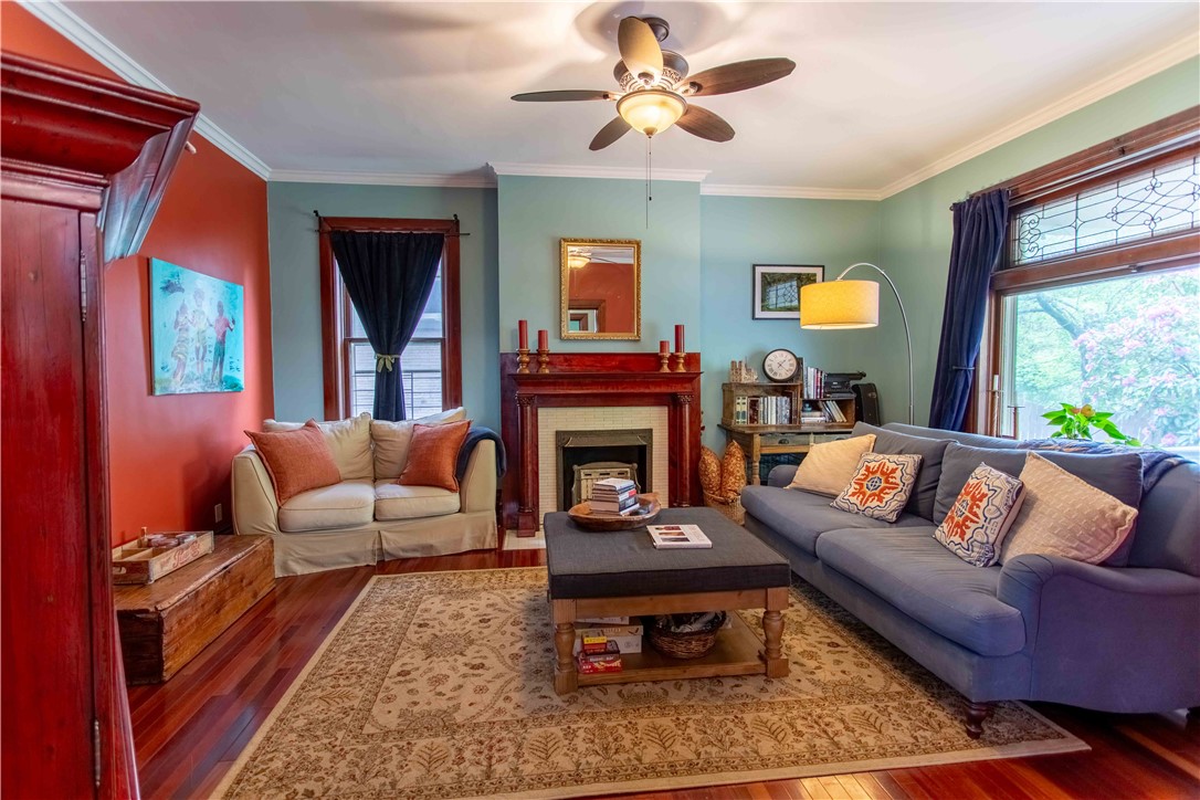 Pittsburgh, Pennsylvania, 15206, United States, 6 Bedrooms Bedrooms, ,3 BathroomsBathrooms,Residential,Active,2043416