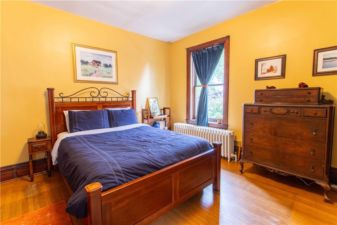 Pittsburgh, Pennsylvania, 15206, United States, 6 Bedrooms Bedrooms, ,3 BathroomsBathrooms,Residential,Active,2043416
