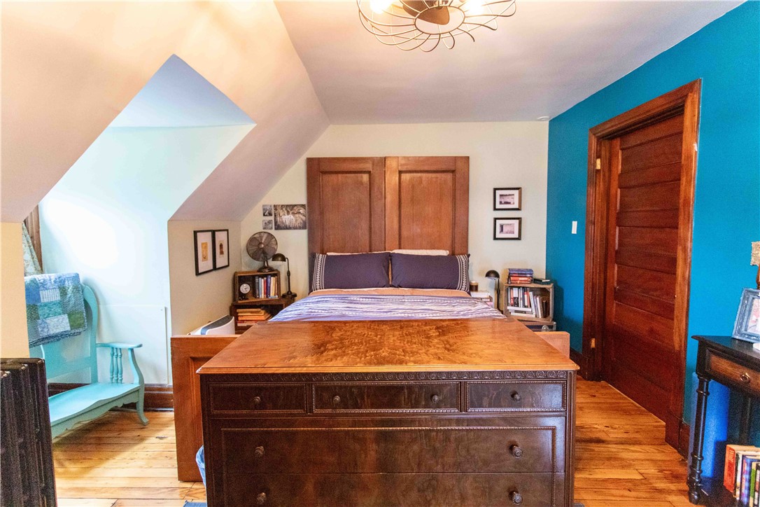 Pittsburgh, Pennsylvania, 15206, United States, 6 Bedrooms Bedrooms, ,3 BathroomsBathrooms,Residential,Active,2043416