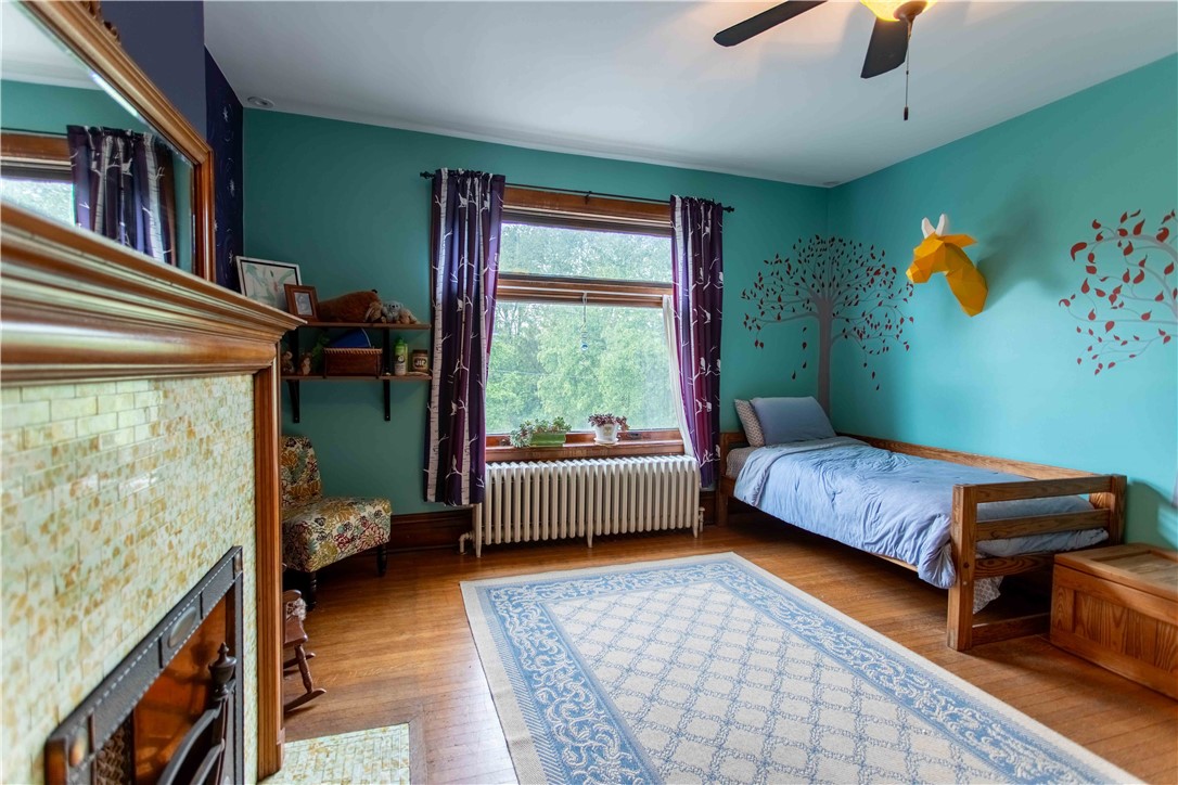 Pittsburgh, Pennsylvania, 15206, United States, 6 Bedrooms Bedrooms, ,3 BathroomsBathrooms,Residential,Active,2043416