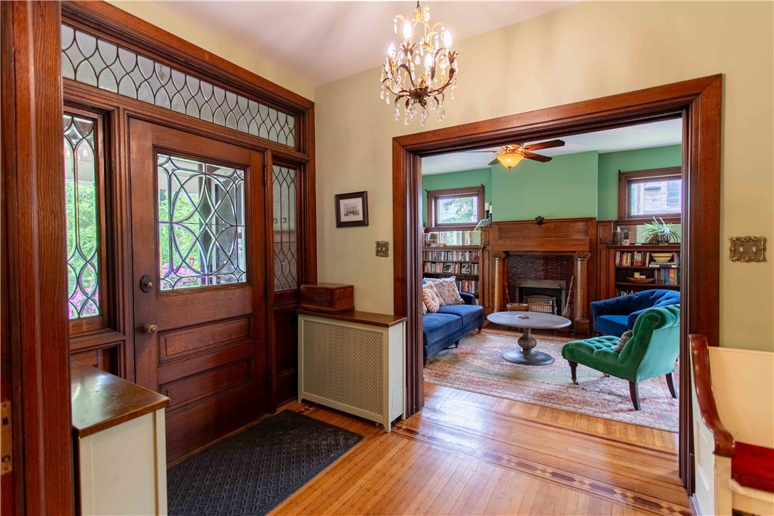 Pittsburgh, Pennsylvania, 15206, United States, 6 Bedrooms Bedrooms, ,3 BathroomsBathrooms,Residential,Active,2043416