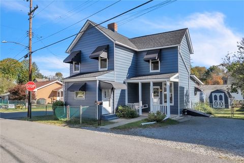 Photo of 1257 Mckee St, Crescent, PA 15046 (MLS # 1726638)