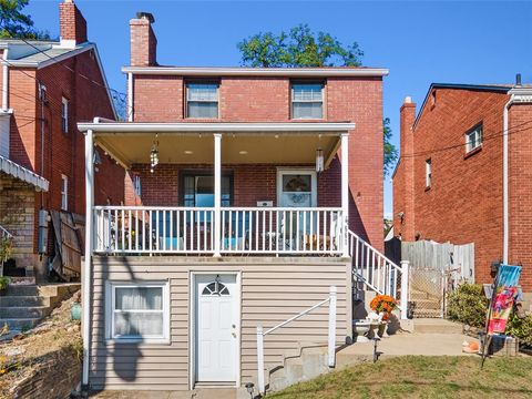 Photo of 661 Dunster St, Pittsburgh, PA 15226 (MLS # 1724338)