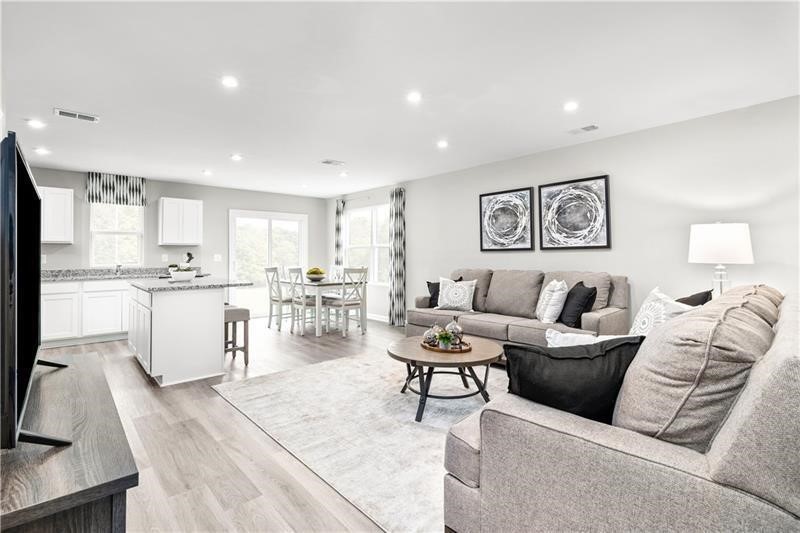 Chippewa Twp, Pennsylvania 15010, United States, 3 Bedrooms Bedrooms, ,3 BathroomsBathrooms,Residential,Active,220710