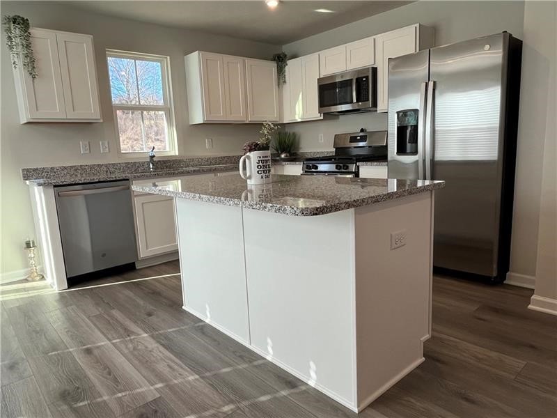 Chippewa Twp, Pennsylvania 15010, United States, 3 Bedrooms Bedrooms, ,3 BathroomsBathrooms,Residential,Active,220710