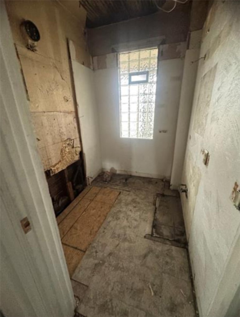 609-611 Grandview Ave