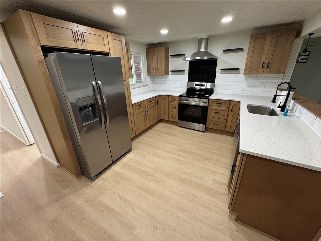 126 Holly Place