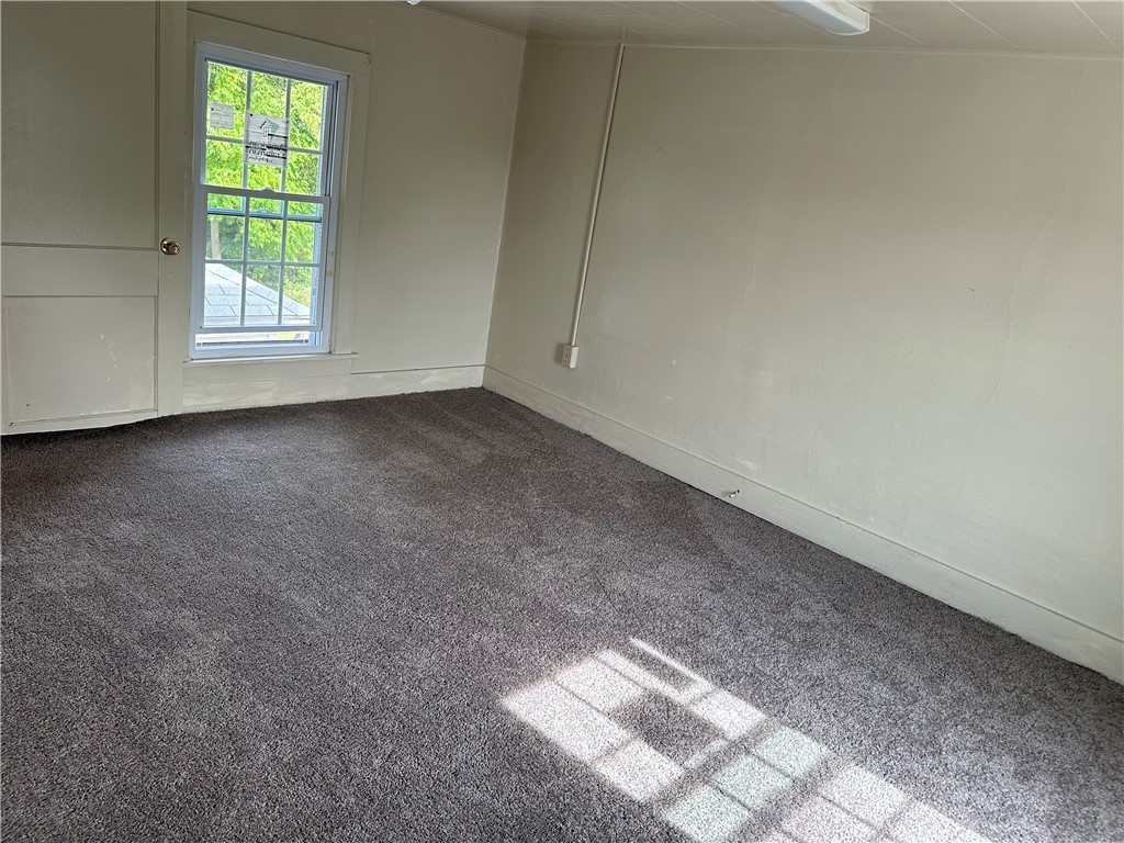 New Castle/3rd, Pennsylvania 16101, United States, 3 Bedrooms Bedrooms, ,1 BathroomBathrooms,Residential,Pending,30795