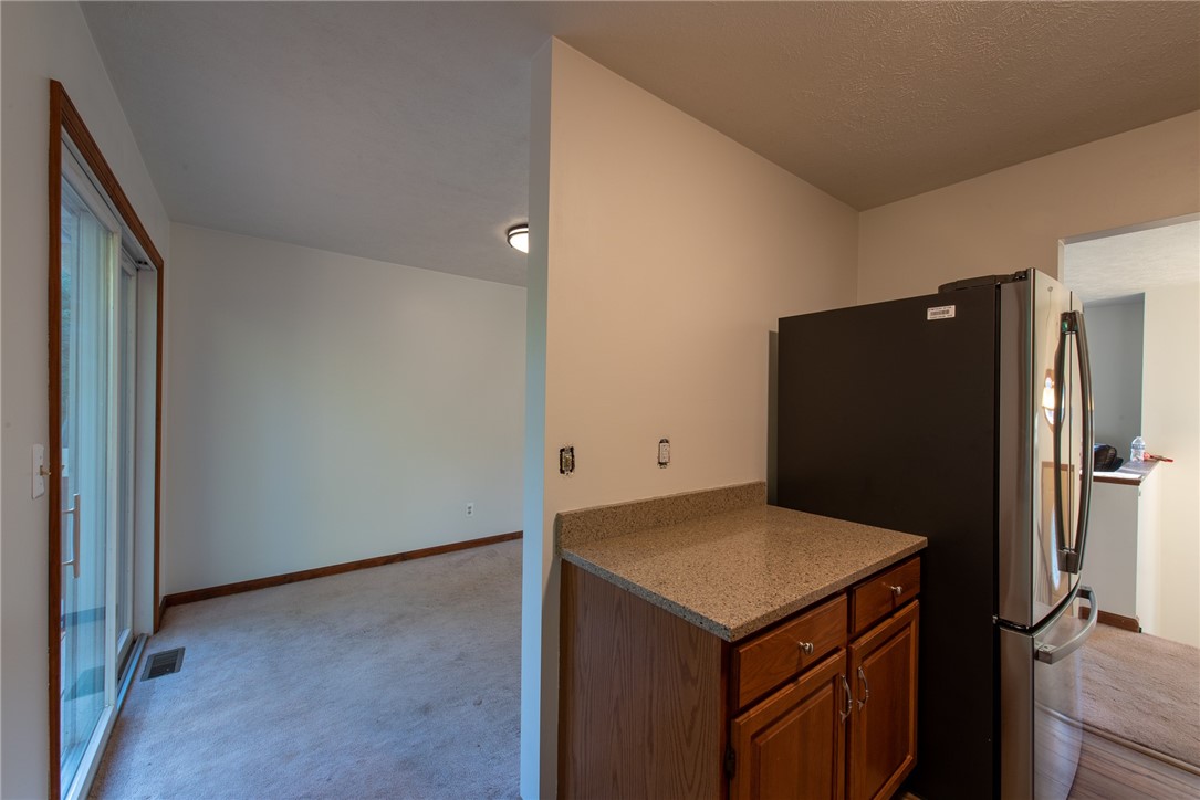 Allegheny Twp, Pennsylvania 15068, United States, 3 Bedrooms Bedrooms, ,2 BathroomsBathrooms,Residential,Active,195800