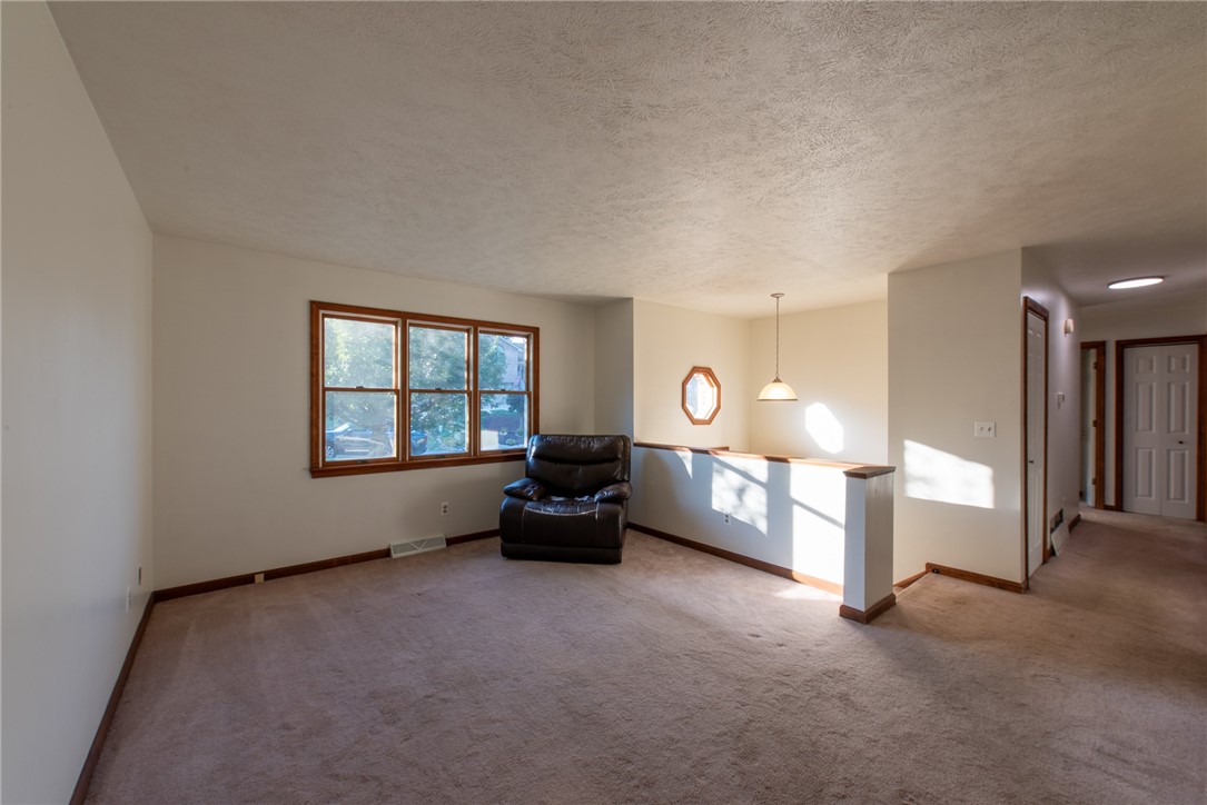 Allegheny Twp, Pennsylvania 15068, United States, 3 Bedrooms Bedrooms, ,2 BathroomsBathrooms,Residential,Active,195800