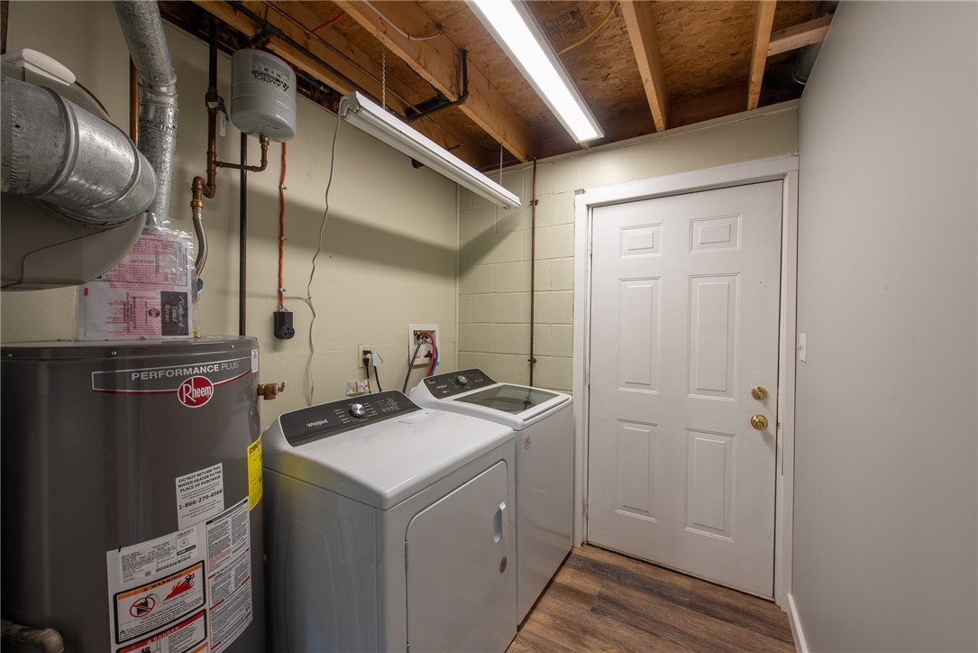 Allegheny Twp, Pennsylvania 15068, United States, 3 Bedrooms Bedrooms, ,2 BathroomsBathrooms,Residential,Active,195800