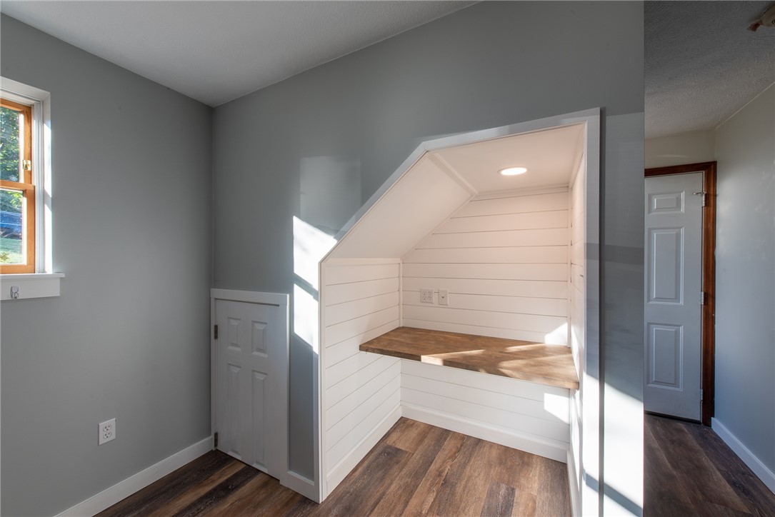 Allegheny Twp, Pennsylvania 15068, United States, 3 Bedrooms Bedrooms, ,2 BathroomsBathrooms,Residential,Active,195800