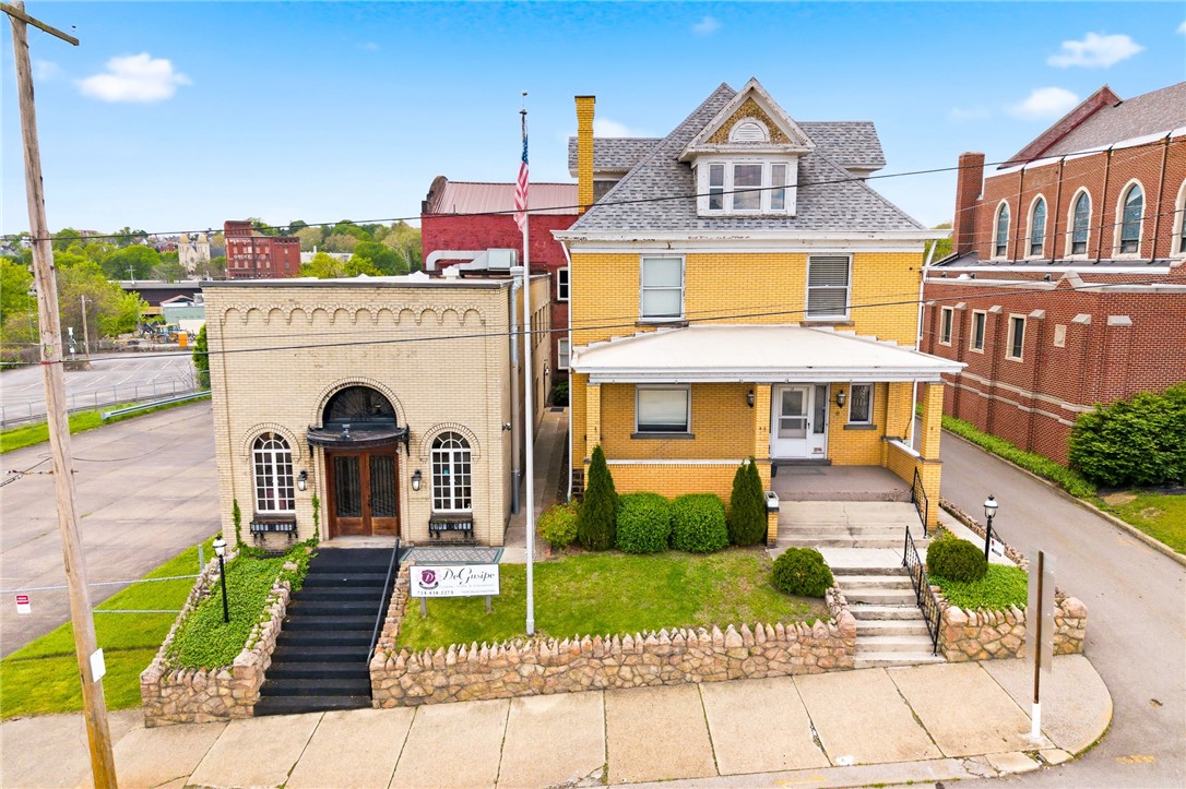 Photo 1 of 50 — 65 N Gallatin Ave, Uniontown, PA 15401