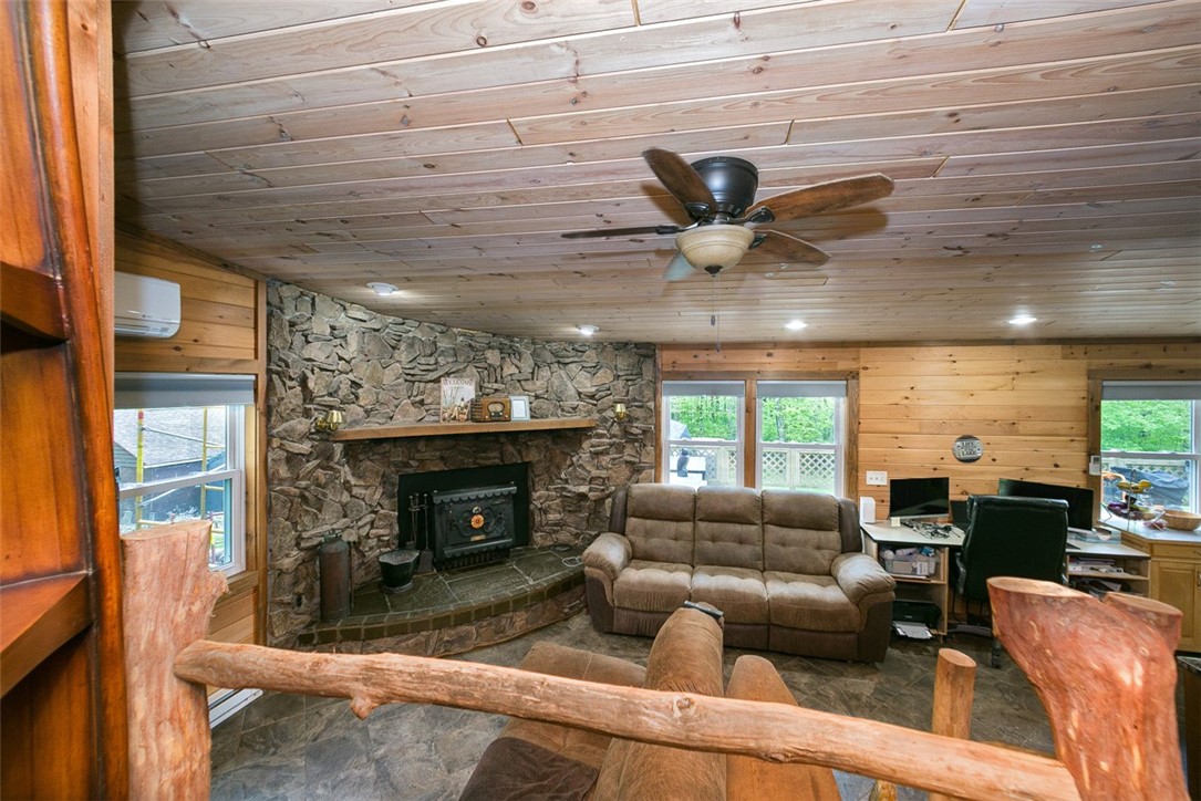 257 Forest Drive Dr, Loyalhanna, Pennsylvania image 18