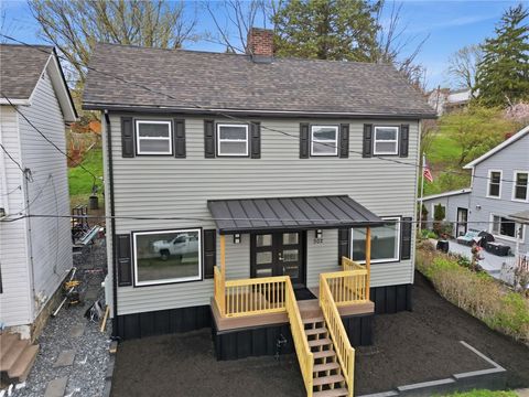 502 Emma St Penn Twp PA 15675