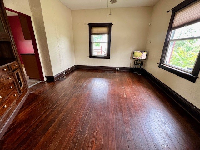 582 Spruce Avenue Ave, Sharon, Pennsylvania image 9