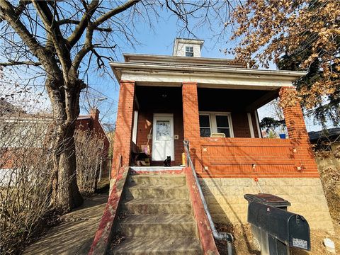 Photo of 3143 Ellers St, Pittsburgh, PA 15213 (MLS # 1735593)