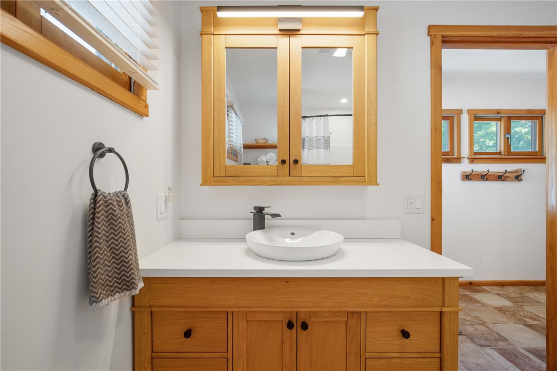 Henry Clay Twp, Pennsylvania 15411, United States, 6 Bedrooms Bedrooms, ,3 BathroomsBathrooms,Residential,Active,48137