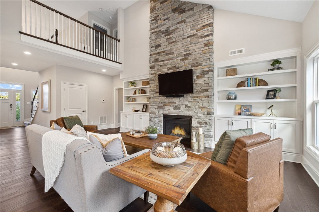 McDonald, Pennsylvania 15057, United States, 4 Bedrooms Bedrooms, ,4 BathroomsBathrooms,Residential,Active,216945