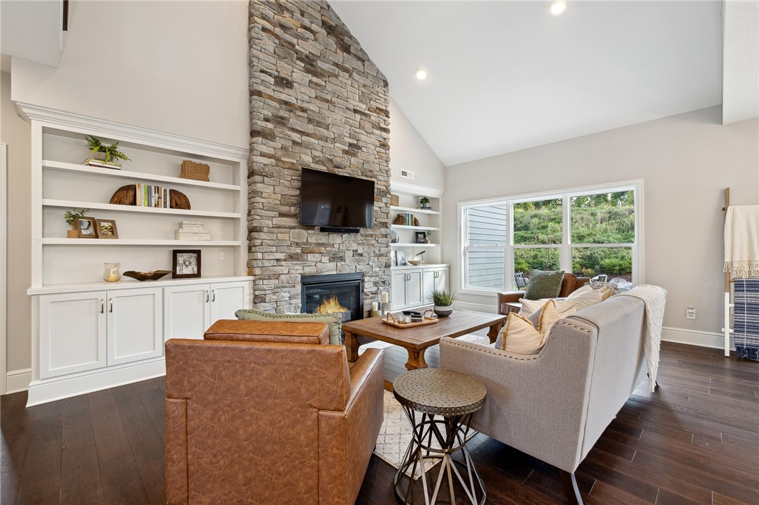 McDonald, Pennsylvania 15057, United States, 4 Bedrooms Bedrooms, ,4 BathroomsBathrooms,Residential,Active,216945