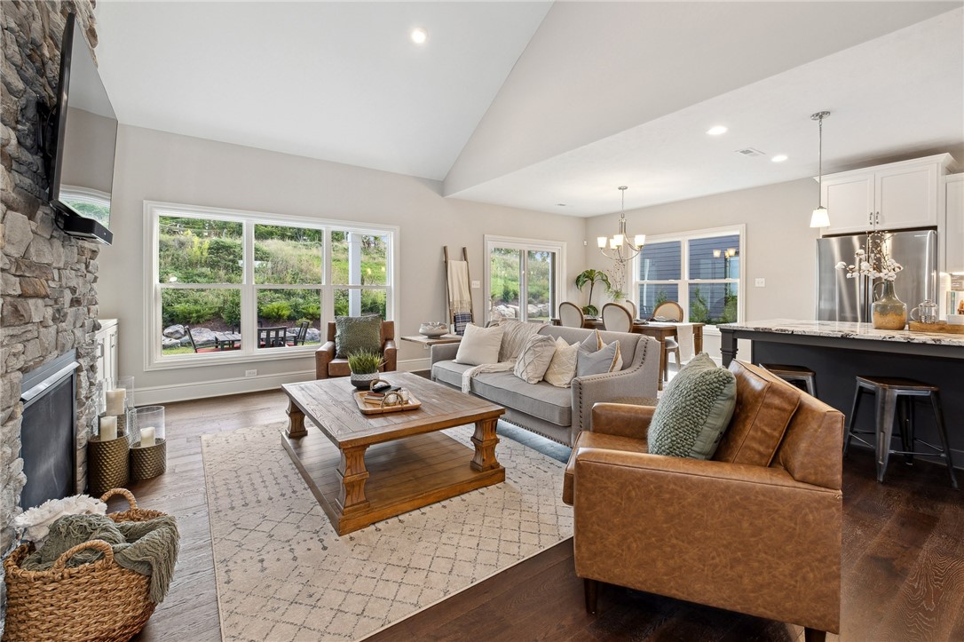 McDonald, Pennsylvania 15057, United States, 4 Bedrooms Bedrooms, ,4 BathroomsBathrooms,Residential,Active,216945