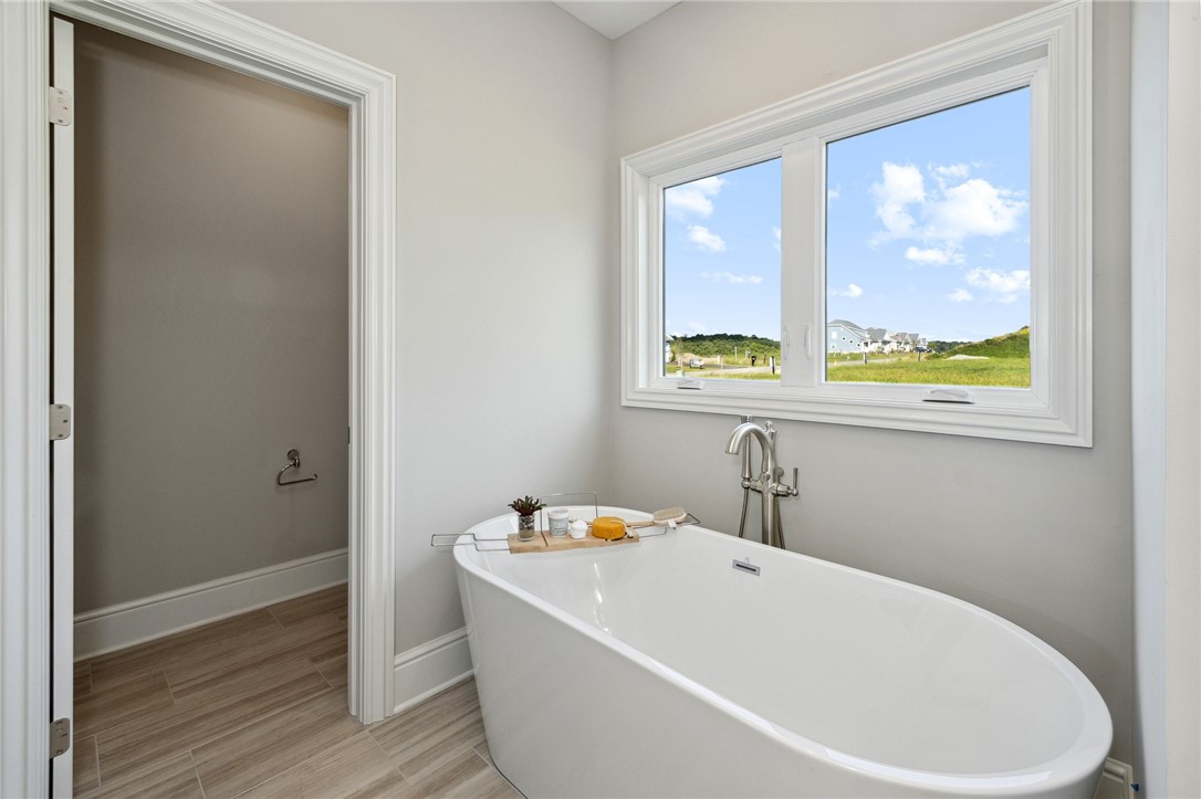 McDonald, Pennsylvania 15057, United States, 4 Bedrooms Bedrooms, ,4 BathroomsBathrooms,Residential,Active,216945