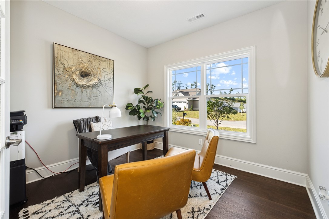 McDonald, Pennsylvania 15057, United States, 4 Bedrooms Bedrooms, ,4 BathroomsBathrooms,Residential,Active,216945