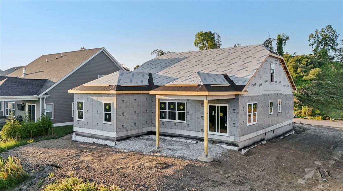 McDonald, Pennsylvania 15057, United States, 4 Bedrooms Bedrooms, ,4 BathroomsBathrooms,Residential,Active,216945