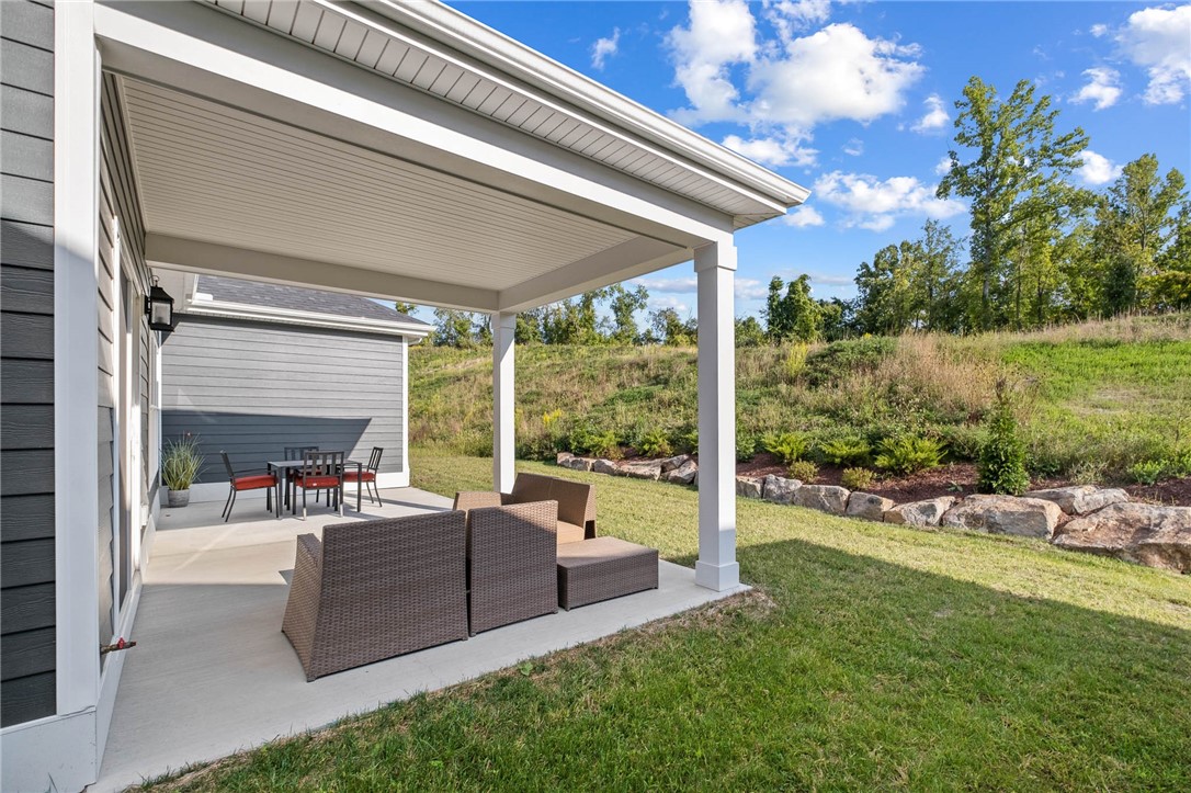 McDonald, Pennsylvania 15057, United States, 4 Bedrooms Bedrooms, ,4 BathroomsBathrooms,Residential,Active,216945