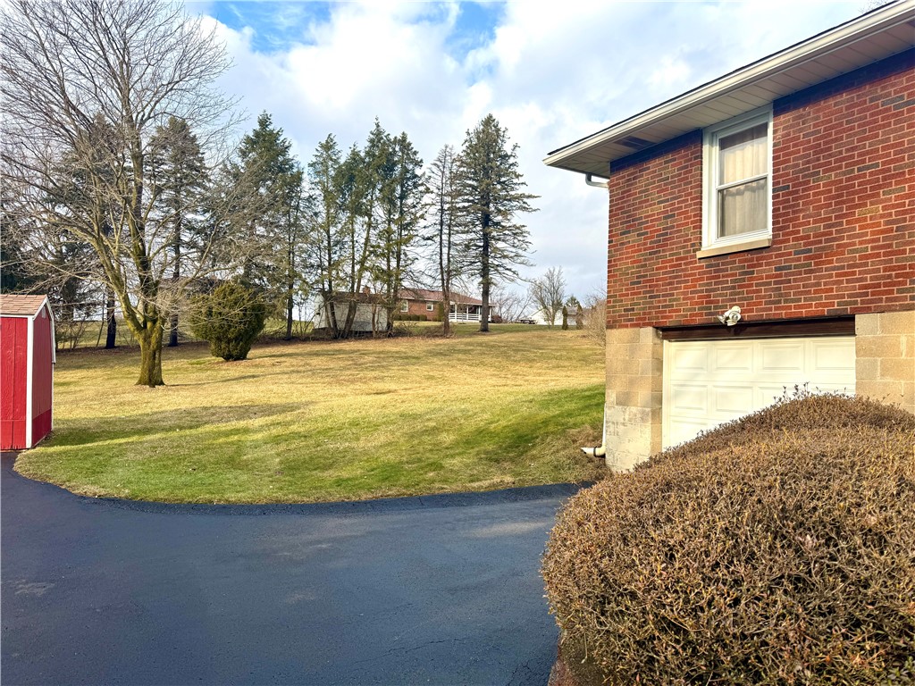 Center Twp - But, Pennsylvania 16001, United States, 2 Bedrooms Bedrooms, ,1 BathroomBathrooms,Residential,Pending,81672