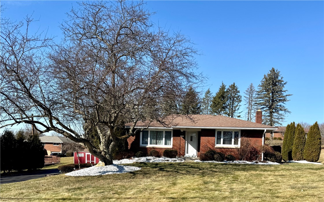 Center Twp - But, Pennsylvania 16001, United States, 2 Bedrooms Bedrooms, ,1 BathroomBathrooms,Residential,Pending,81672