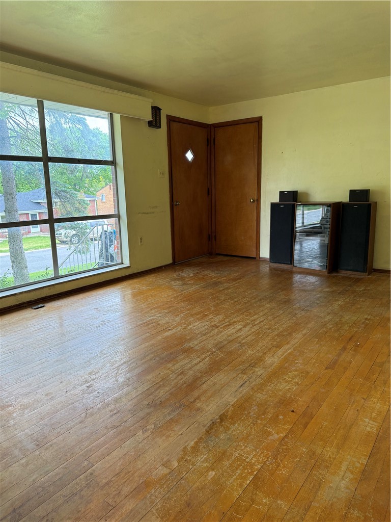 1725 Norsen Drive