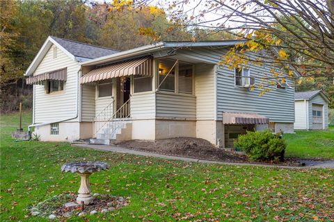 Photo of 181 Firden Ln, Elizabeth, PA 15037 (MLS # 1725118)