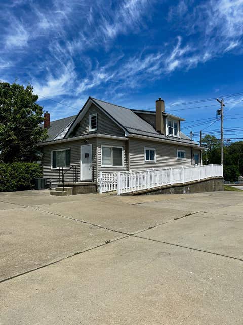 Photo for 2025 Freeport Road