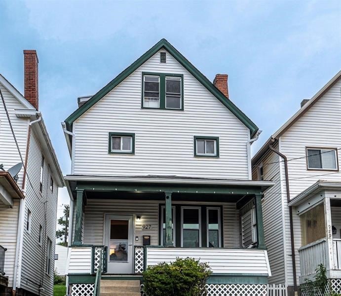 927 Roup Ave, Brackenridge PA 15014