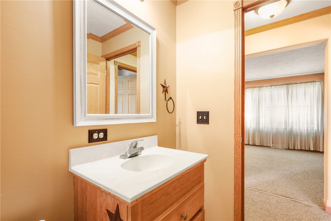 Somerset Boro, Pennsylvania 15501, United States, 3 Bedrooms Bedrooms, ,2 BathroomsBathrooms,Residential,Active,164182