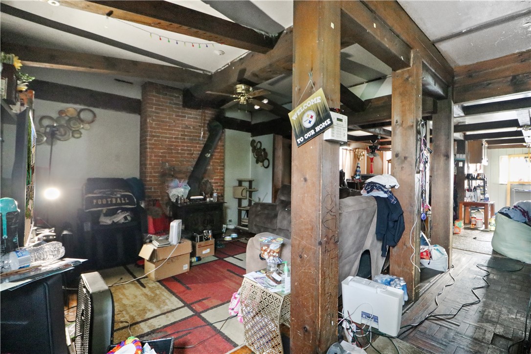 Sheraden, Pennsylvania 15204, United States, 6 Bedrooms Bedrooms, ,1 BathroomBathrooms,Residential,Active,48556