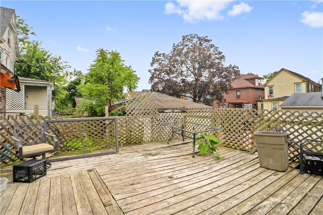 Sheraden, Pennsylvania 15204, United States, 6 Bedrooms Bedrooms, ,1 BathroomBathrooms,Residential,Active,48556