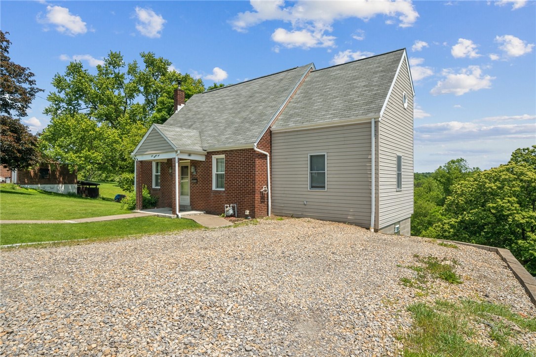 585 Dugan Way