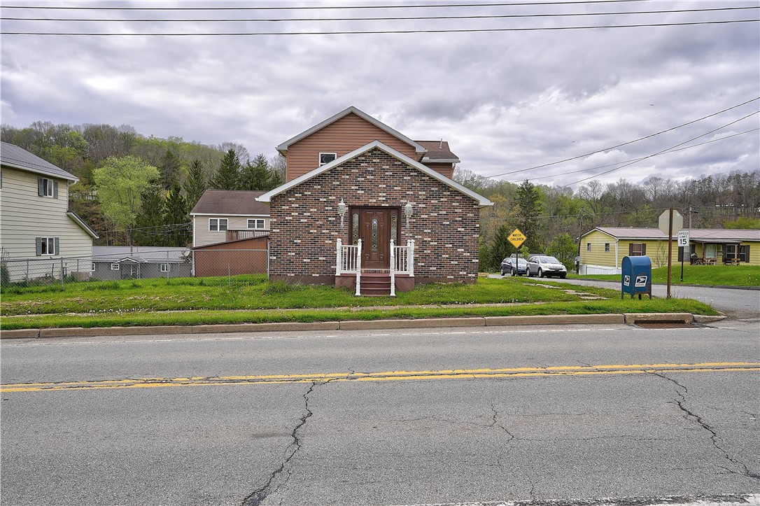Photo 1 of 32 — 117 West Broad St, South Bethlehem Boro, PA 16242