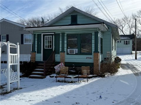 Multifamily For Sale - 2703 20th Street Ext Ext<br/> Patterson Twp, PA 15010