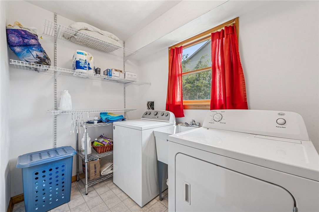 Unity Twp, Pennsylvania 15601, United States, 4 Bedrooms Bedrooms, ,3 BathroomsBathrooms,Residential,Active,189315