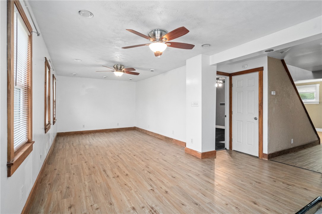 1235 Dagmar Ave