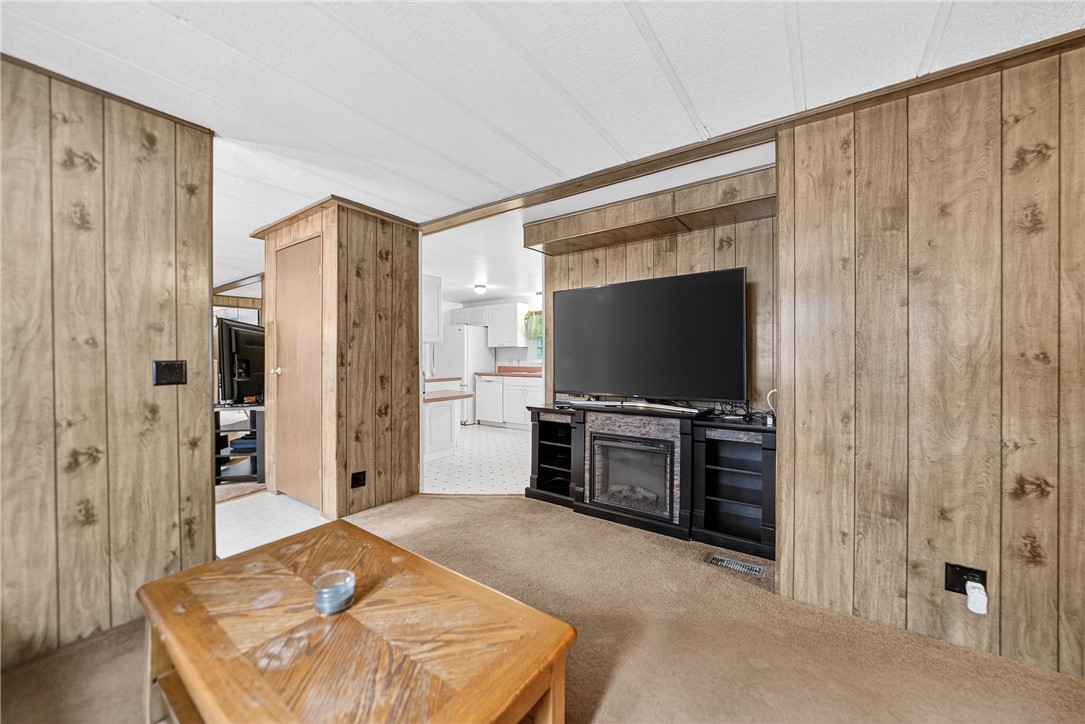 Independence, Pennsylvania 15001, United States, 3 Bedrooms Bedrooms, ,2 BathroomsBathrooms,Residential,Active,191796