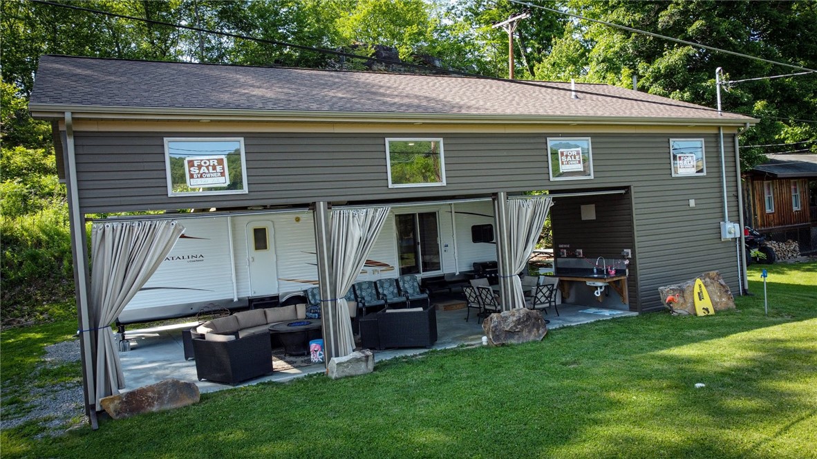 126 Dockside Ln