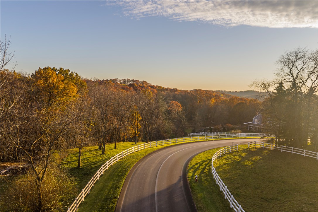 Marshall, Pennsylvania 15090, United States, 7 Bedrooms Bedrooms, ,8 BathroomsBathrooms,Residential,Active,30698